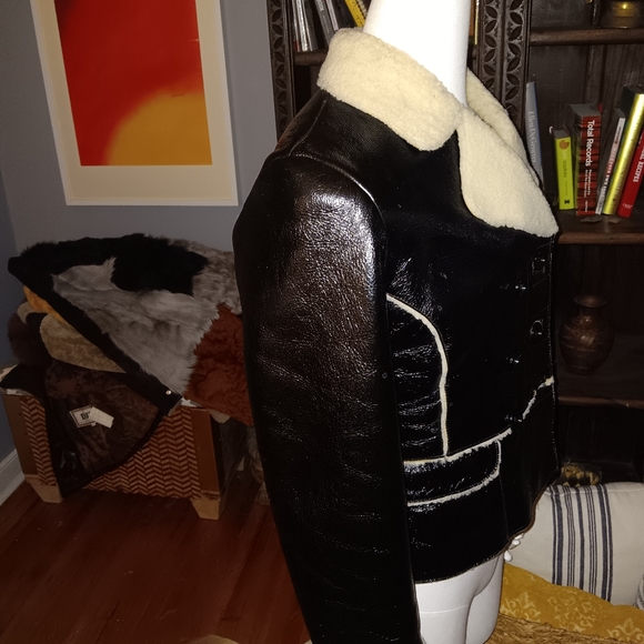 Shearling black patent leather jacket ð - Picture 4 of 5